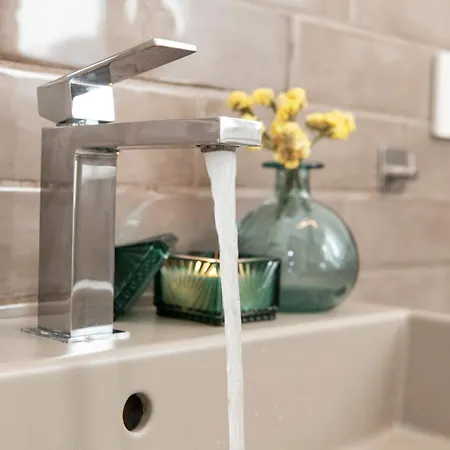 La Casa Di Agnese * קאטוליקה